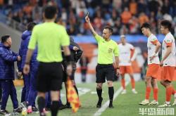 包含青岛黄海主场不敌广州富力，遭遇两连败的词条