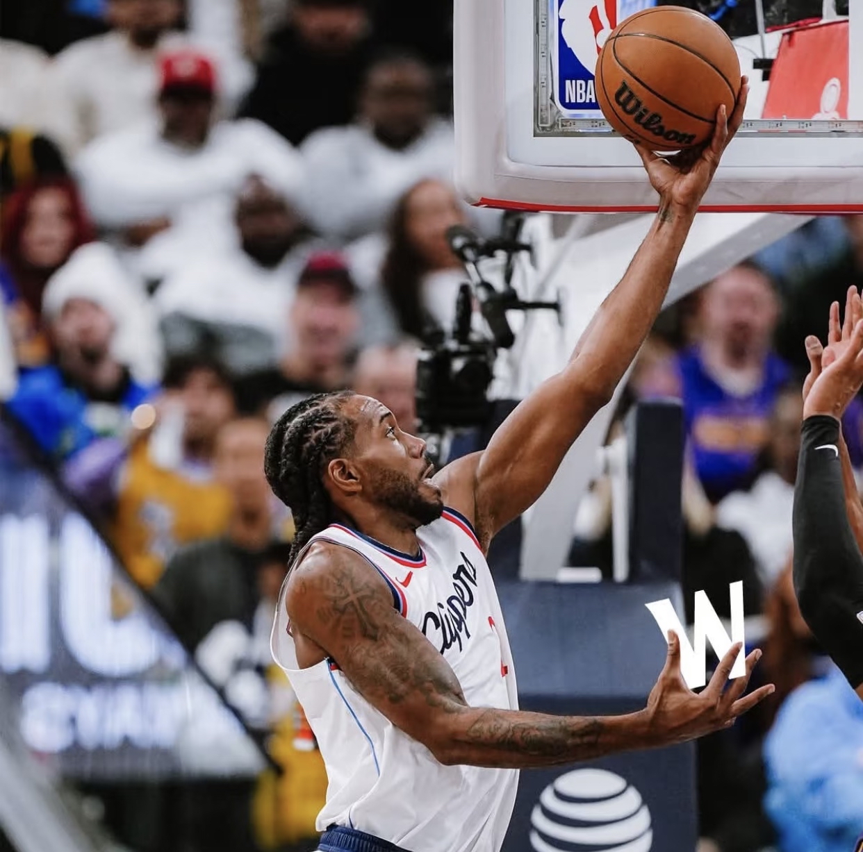 快船主帅新战术奏效,球队表现得心应手的简单介绍 快船主帅新战术奏效,球队表现得心应手的简单介绍