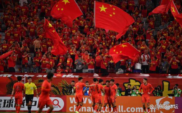 亚洲足坛风云再起，球队备受瞩目的简单介绍