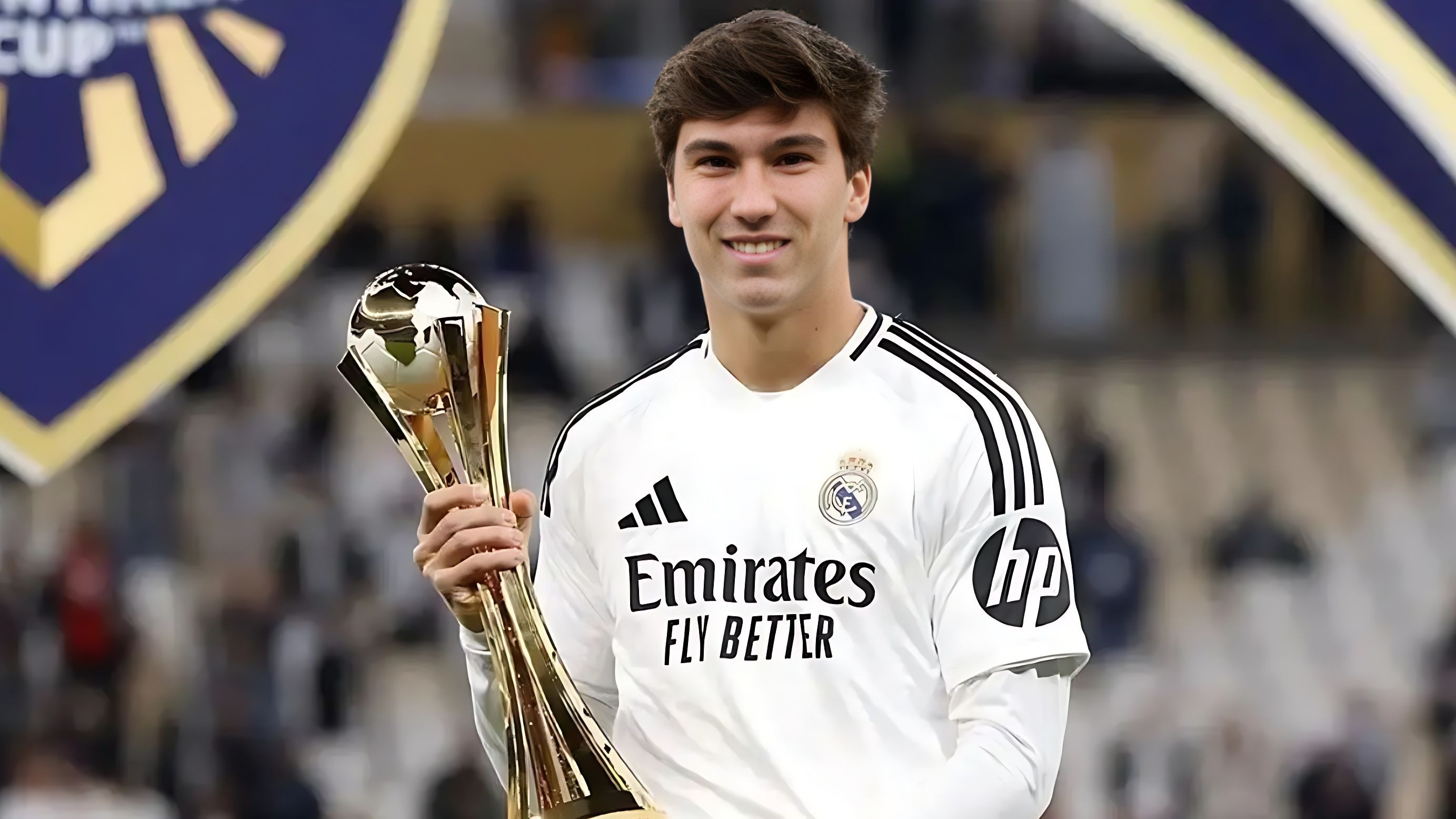 皇马宣布签下巴萨新秀，引发球迷热议