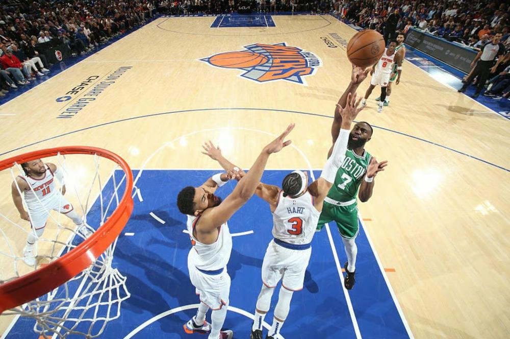 篮网险胜凯尔特人,扳回一城 篮网险胜凯尔特人,扳回一城