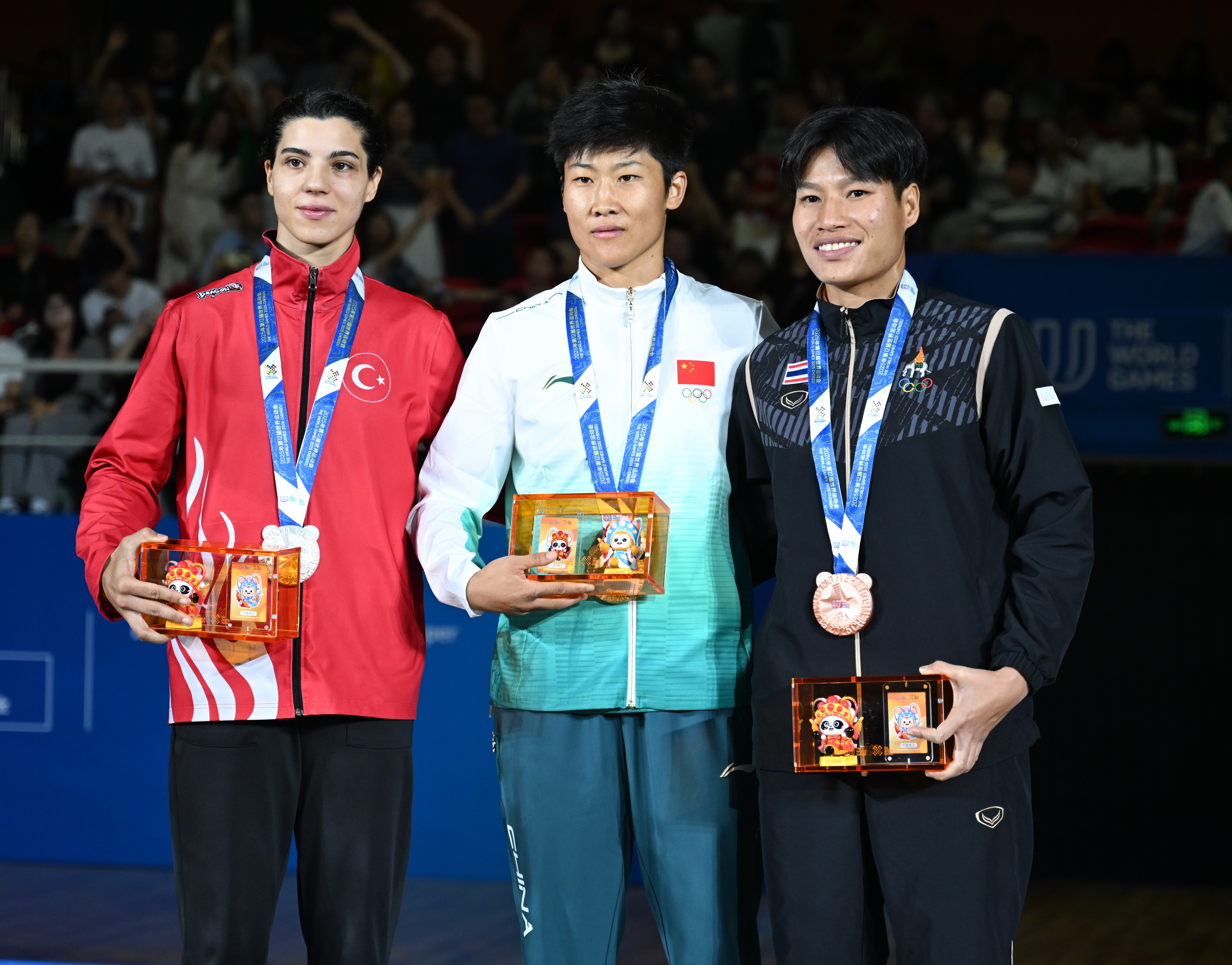 泰国选手在射击比赛中一举夺冠