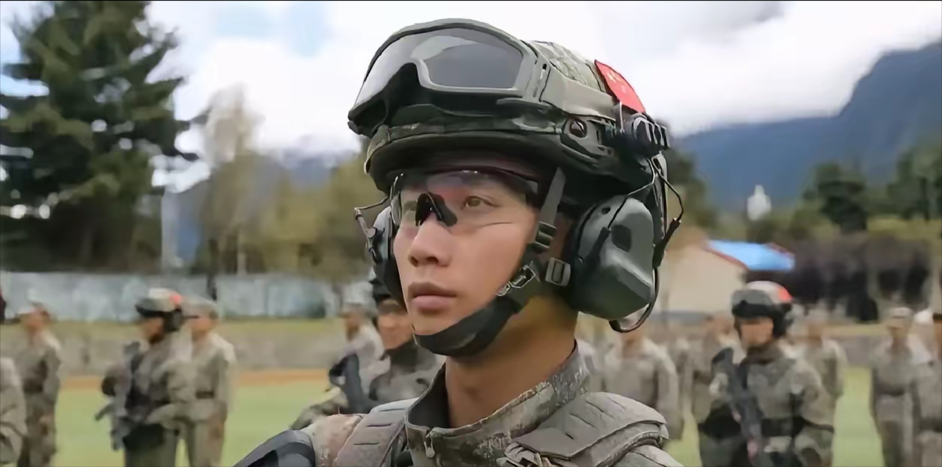 西藏队在场上比拼中压过对手